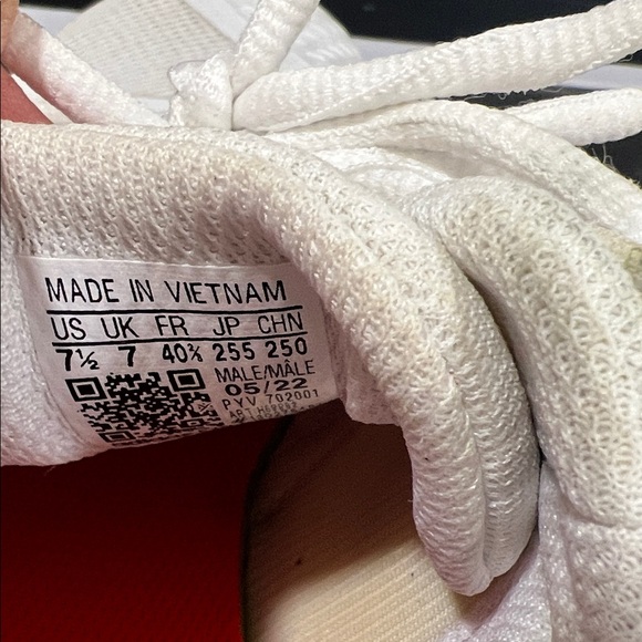 Adidas Men's White Athletic Shoes with Black Stripes - Picture 5 of 6